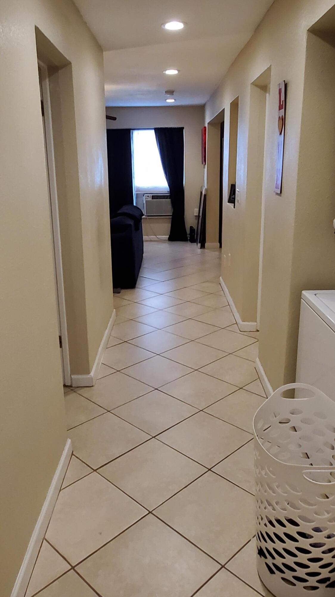 2407 Delaware Avenue Fort Pierce, FL 34950 - Photo 23 of 27 20231222_122419