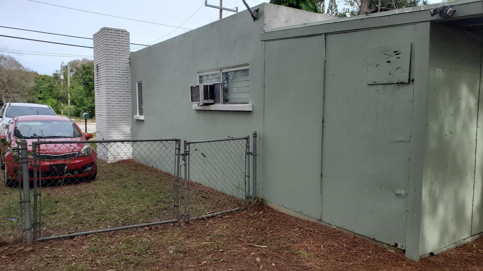 2407 Delaware Avenue Fort Pierce, FL 34950 - Photo 4 of 27 20231222_123403