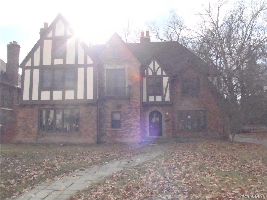 19451 Canterbury Road Detroit, MI 48221 - Photo 1 of 15 2-1-12_RON 099.jpg