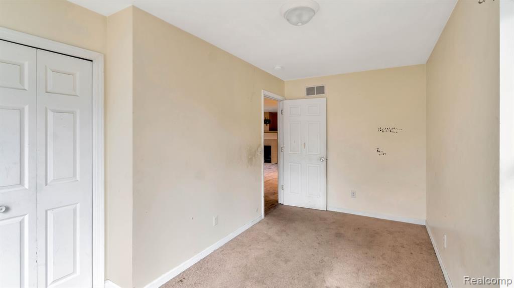 13721 Sumpter Road Carleton, MI 48117 - Photo 18 of 30