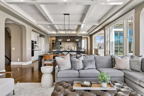 $1,699,500 | 696 Woodland Hill Court, Medina, MN 55340