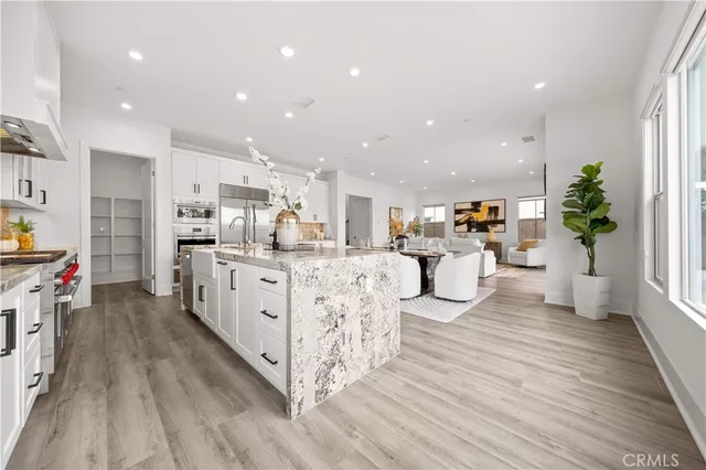 $3,380,000 | 59 Longchamp, Irvine, CA 92602