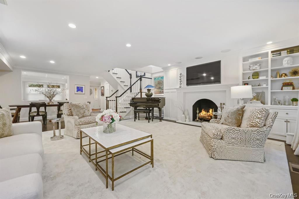 1054 Boston Post Road Rye, NY 10580 - Photo 7 of 22
