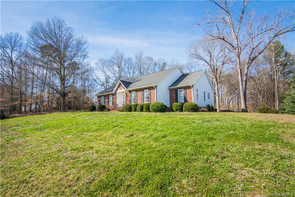 705 Rocky Ridge Court York, SC 29745 - Photo 2 of 35 Gallery Image 2