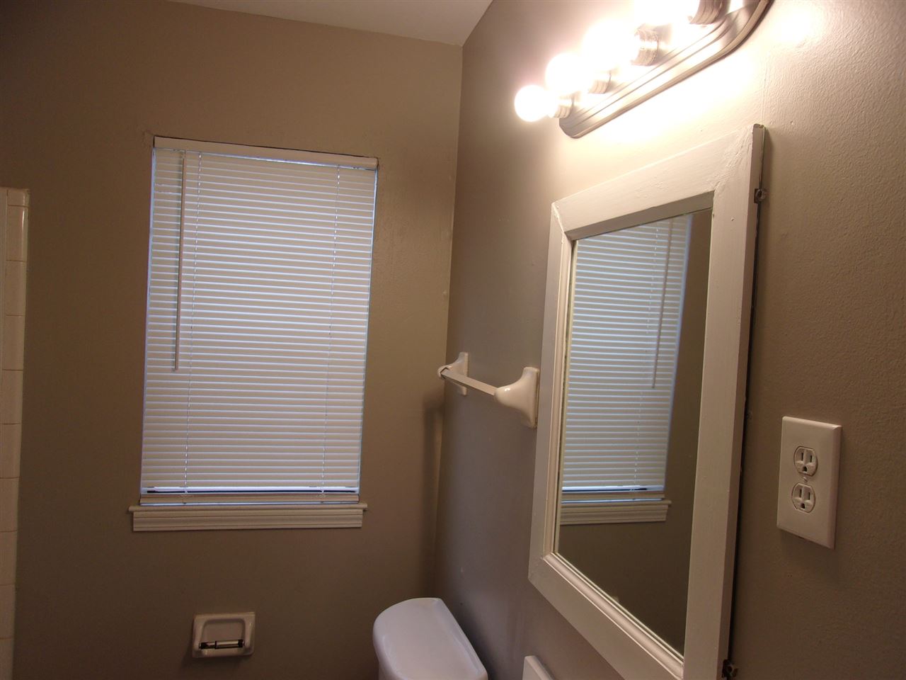 1654 Prescott Road Memphis, TN 38111 - Photo 12 of 19 Gallery Image 12