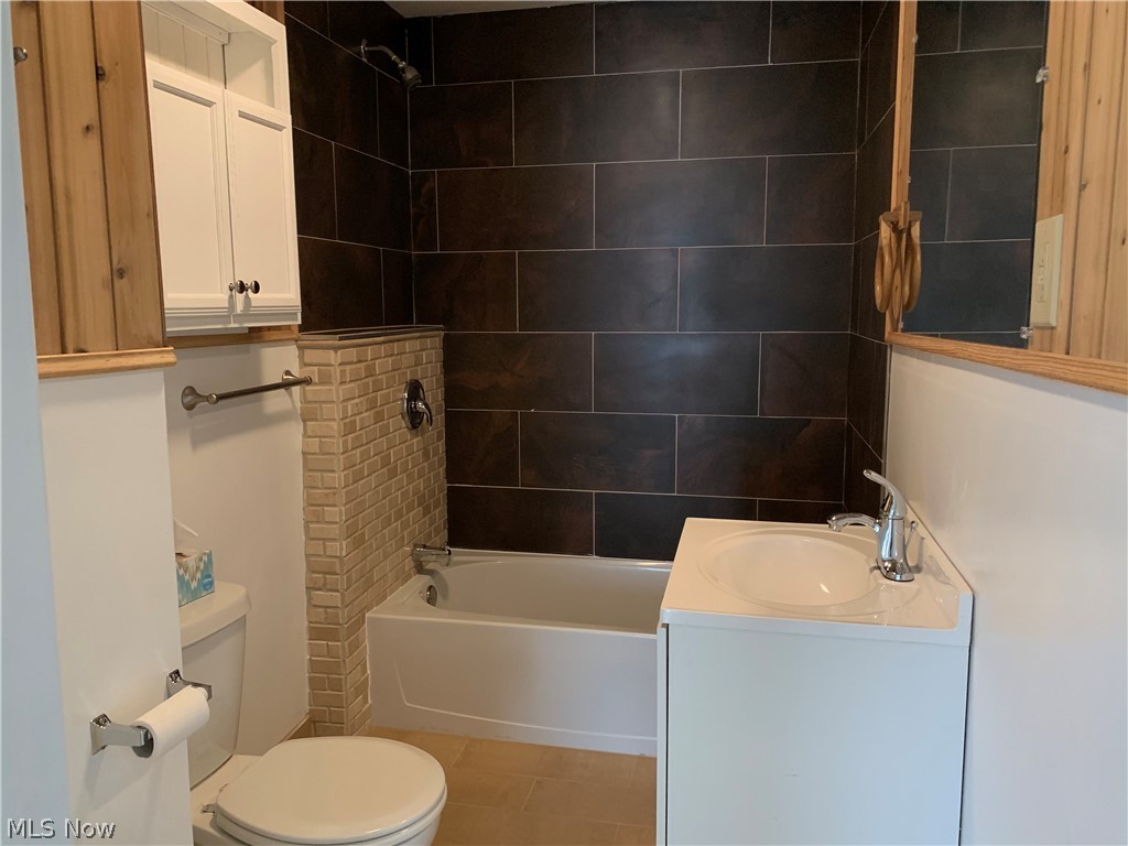 4040 Baird Road Stow, OH 44224 - Photo 16 of 20 Gallery Image 16