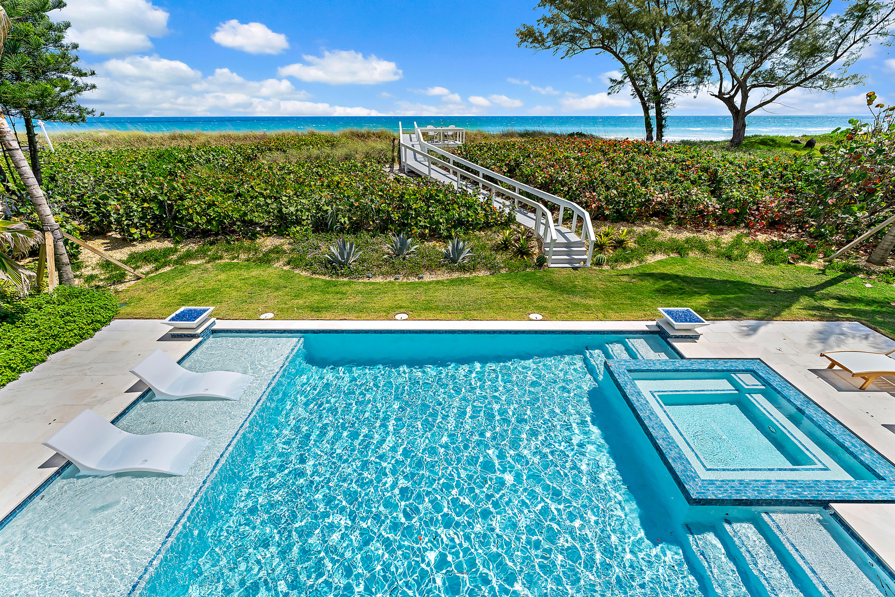 75 North Beach Road Jupiter Island, FL 33455 - Photo 32 of 45 75 North Beach Jupiter Island (2)