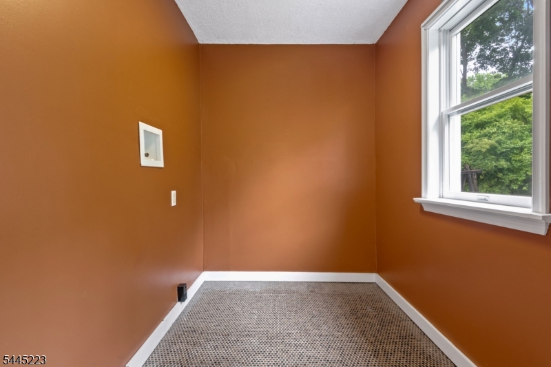 139 Main Street Hampton, NJ 08827 - Photo 14 of 26