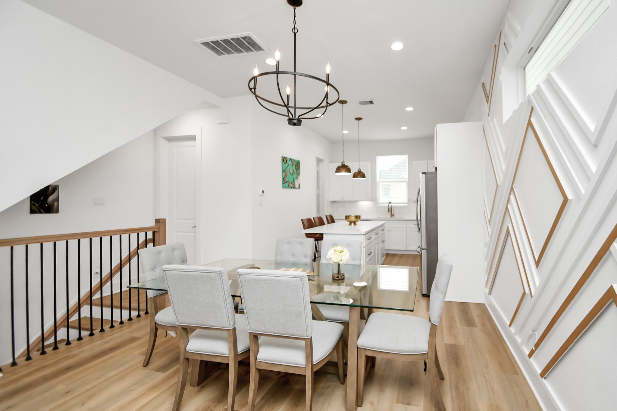 2015 Cochran Street Houston, TX 77009 - Photo 10 of 38
