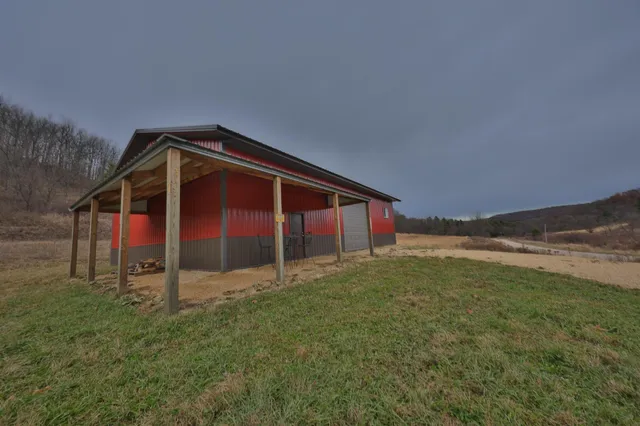 $775,000 | 13376 Quarry Drive, Richland Center, WI 53581