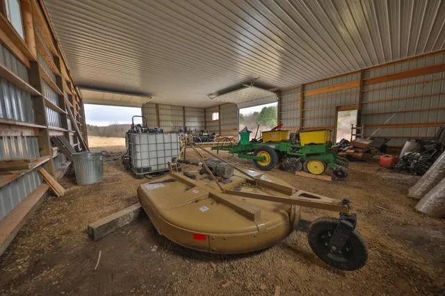 $775,000 | 13376 Quarry Drive, Richland Center, WI 53581