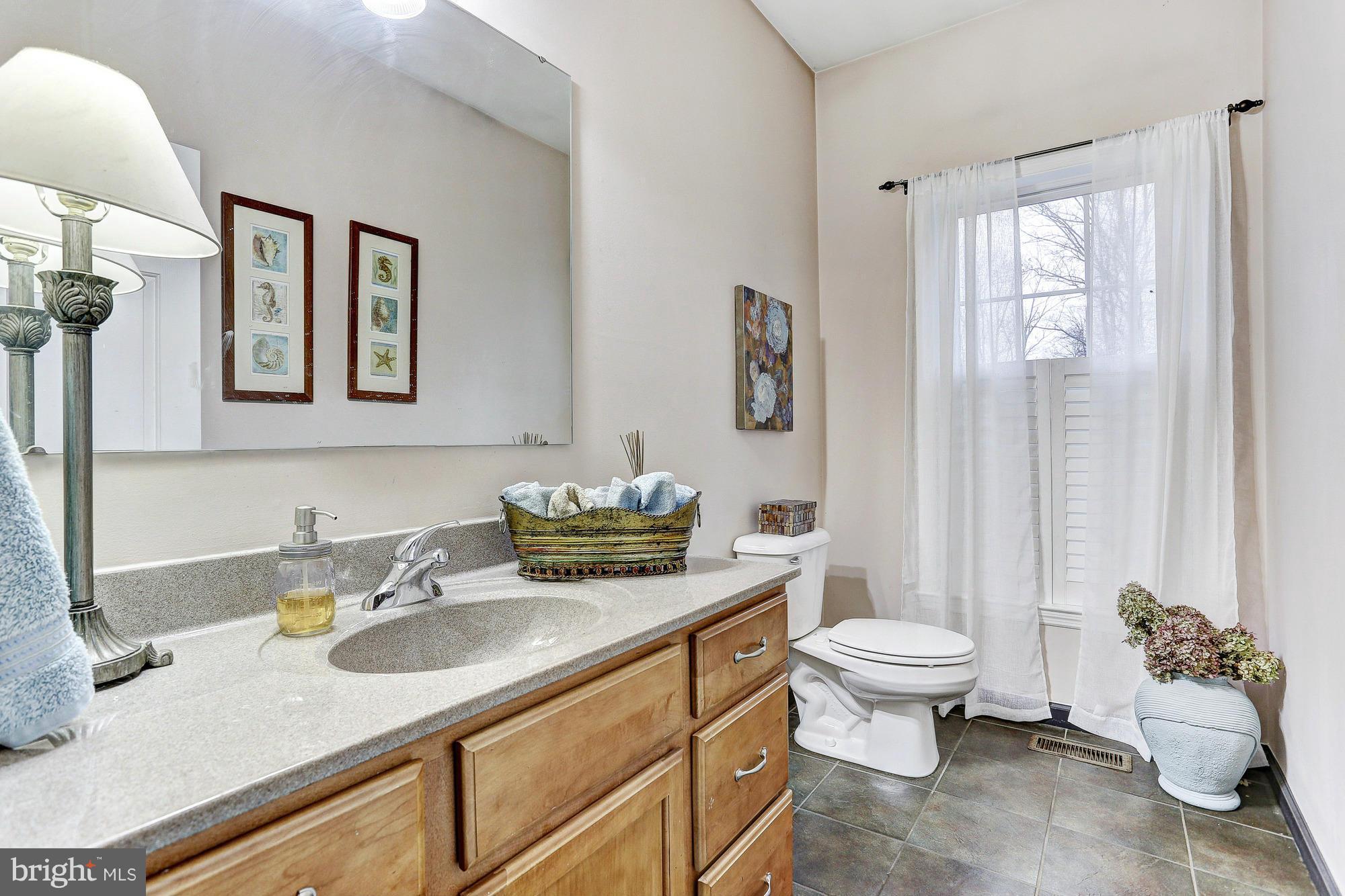 1201 Poole Road Westminster, MD 21157 - Photo 11 of 23 Powder Room