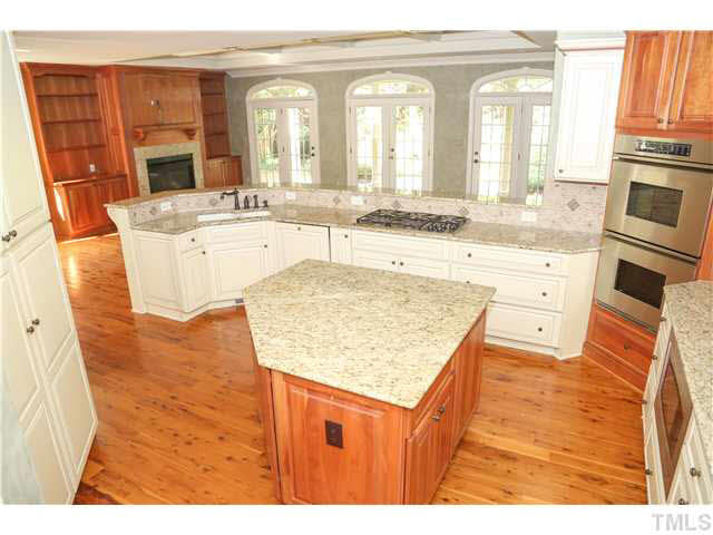 1816 Torrington Street Raleigh, NC 27615 - Photo 11 of 25 .