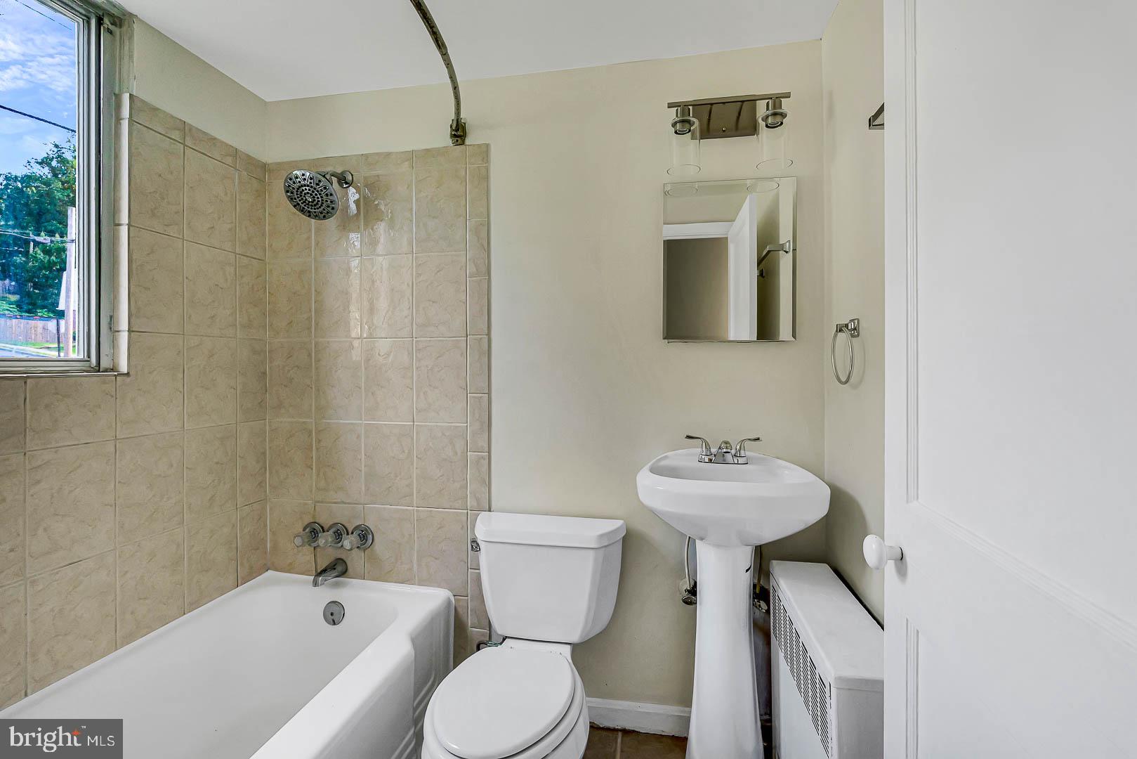 3001 Lawina Road Baltimore, MD 21216 - Photo 9 of 31 Gallery Image 9