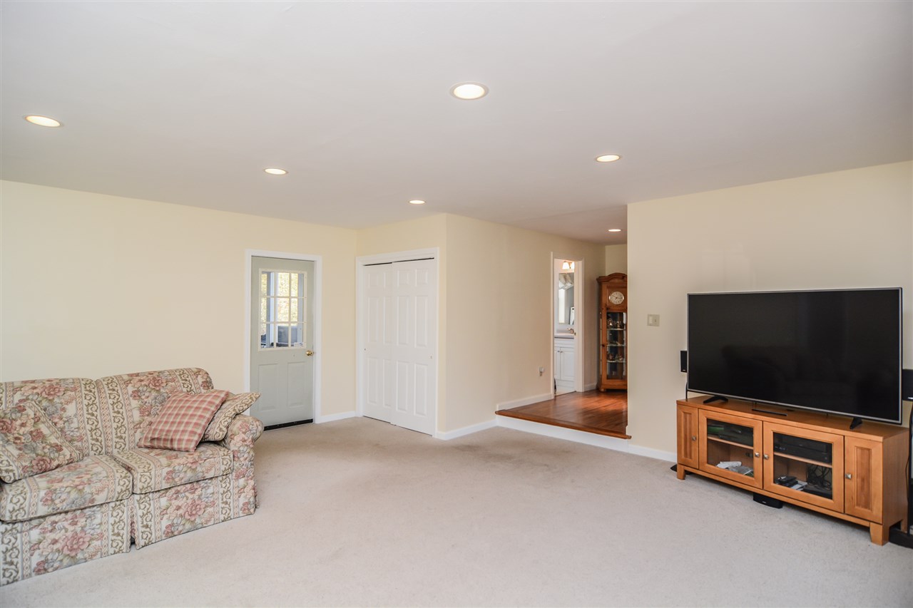 15 Whittier Road Merrimack, NH 03054 - Photo 18 of 40