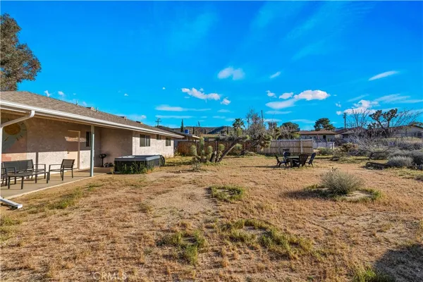 $319,900 | 7474 Lucerne Vista Avenue, Yucca Valley, CA 92284