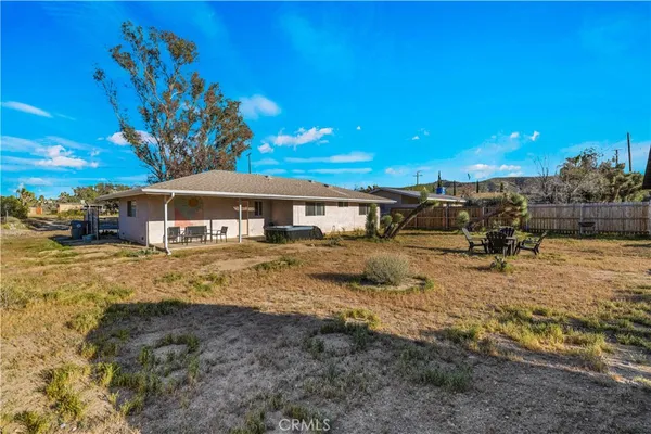 $319,900 | 7474 Lucerne Vista Avenue, Yucca Valley, CA 92284