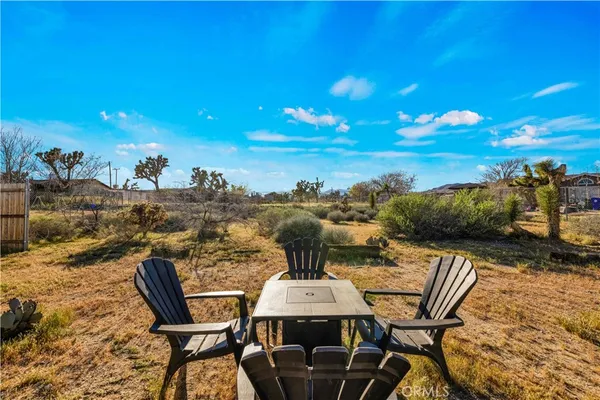 $319,900 | 7474 Lucerne Vista Avenue, Yucca Valley, CA 92284