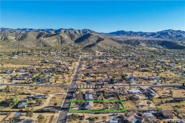 $319,900 | 7474 Lucerne Vista Avenue, Yucca Valley, CA 92284