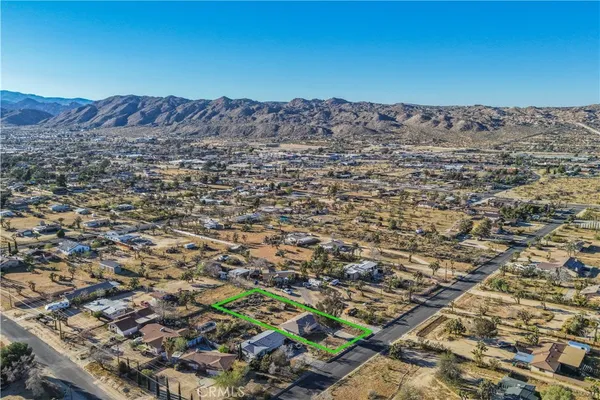 $319,900 | 7474 Lucerne Vista Avenue, Yucca Valley, CA 92284