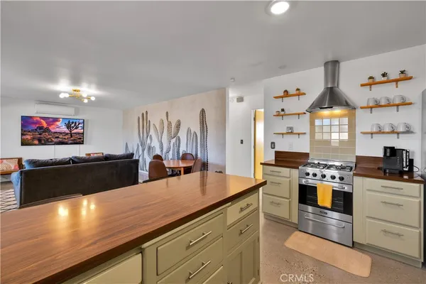 $319,900 | 7474 Lucerne Vista Avenue, Yucca Valley, CA 92284