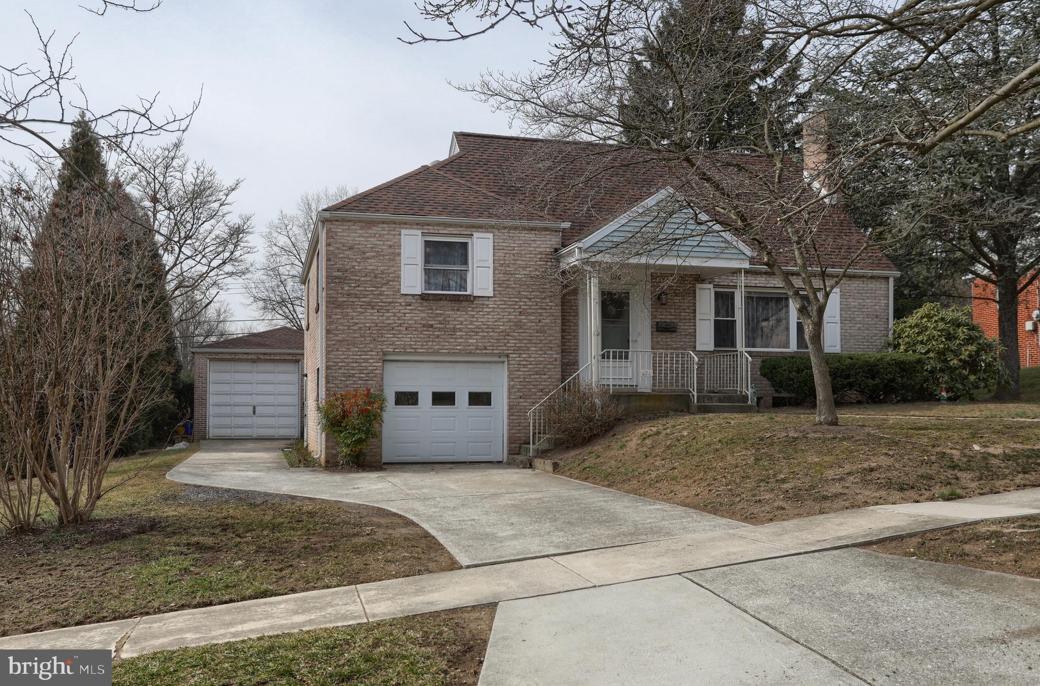 626 Lenker Road Harrisburg, PA 17111 - Photo 3 of 38 Gallery Image 3