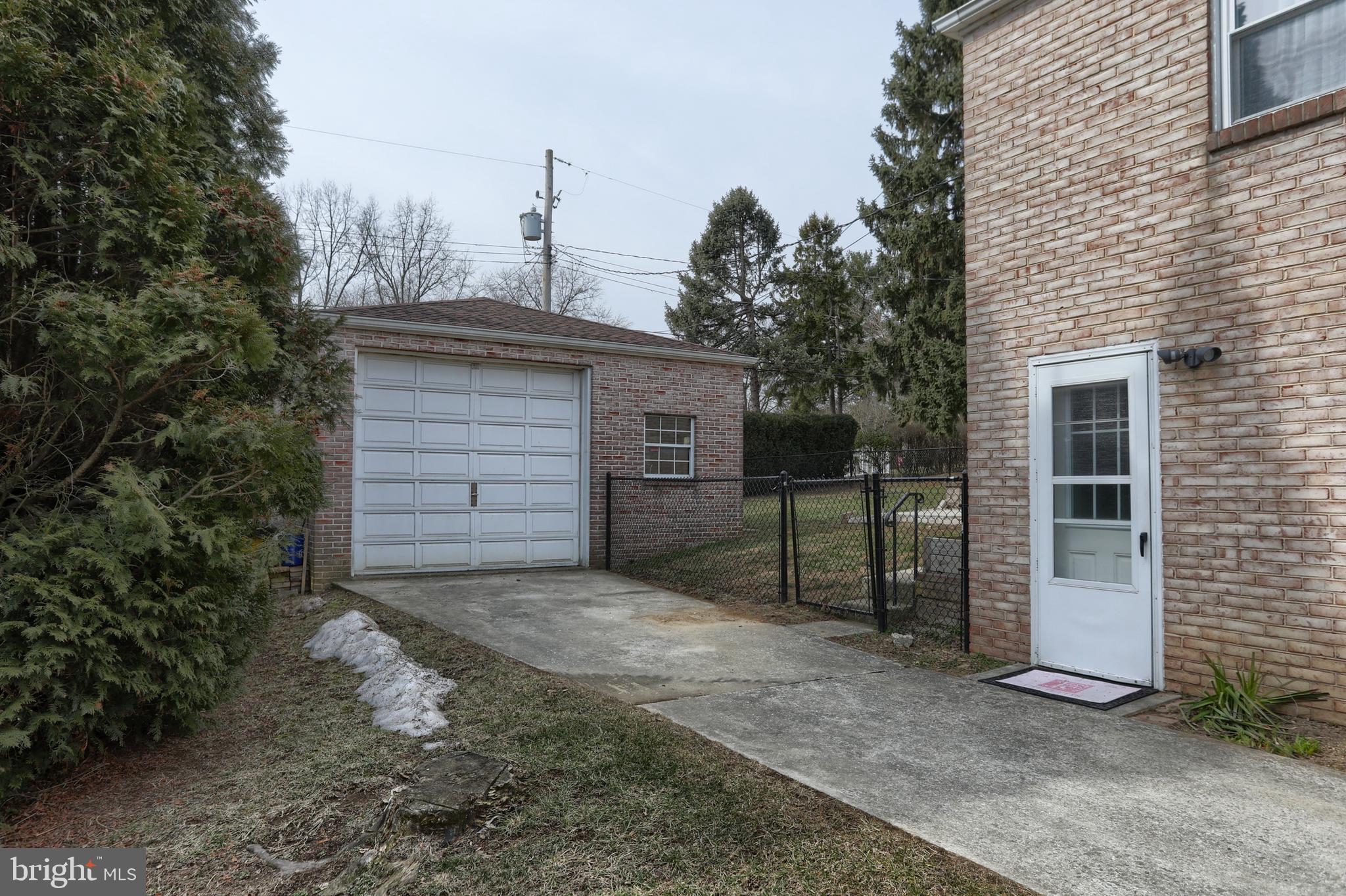 626 Lenker Road Harrisburg, PA 17111 - Photo 31 of 38 Gallery Image 31