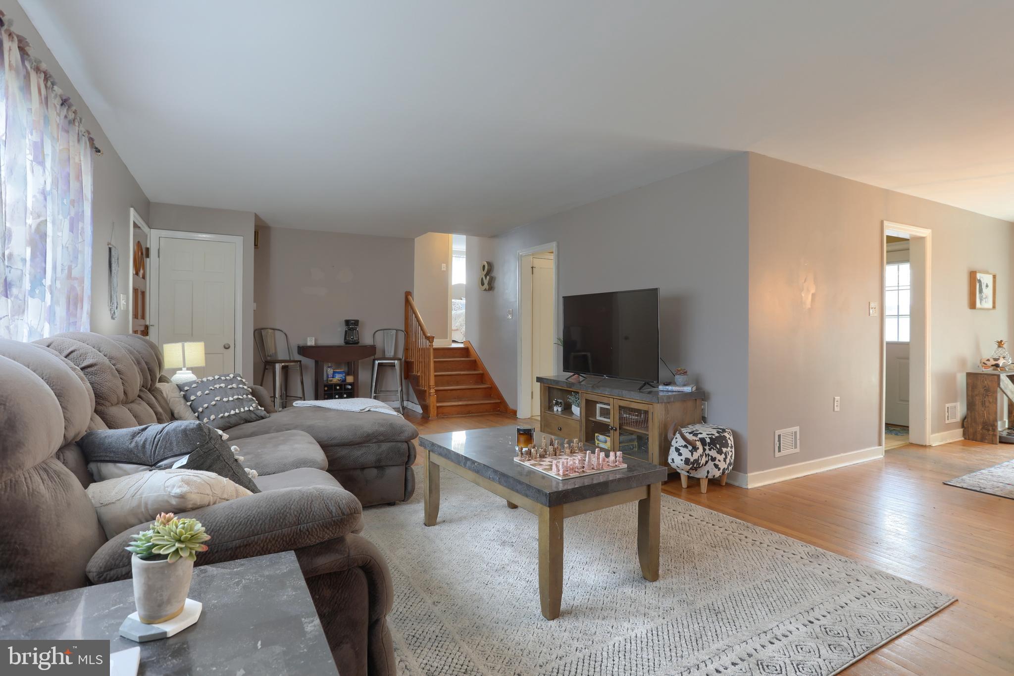 626 Lenker Road Harrisburg, PA 17111 - Photo 10 of 38 Gallery Image 10