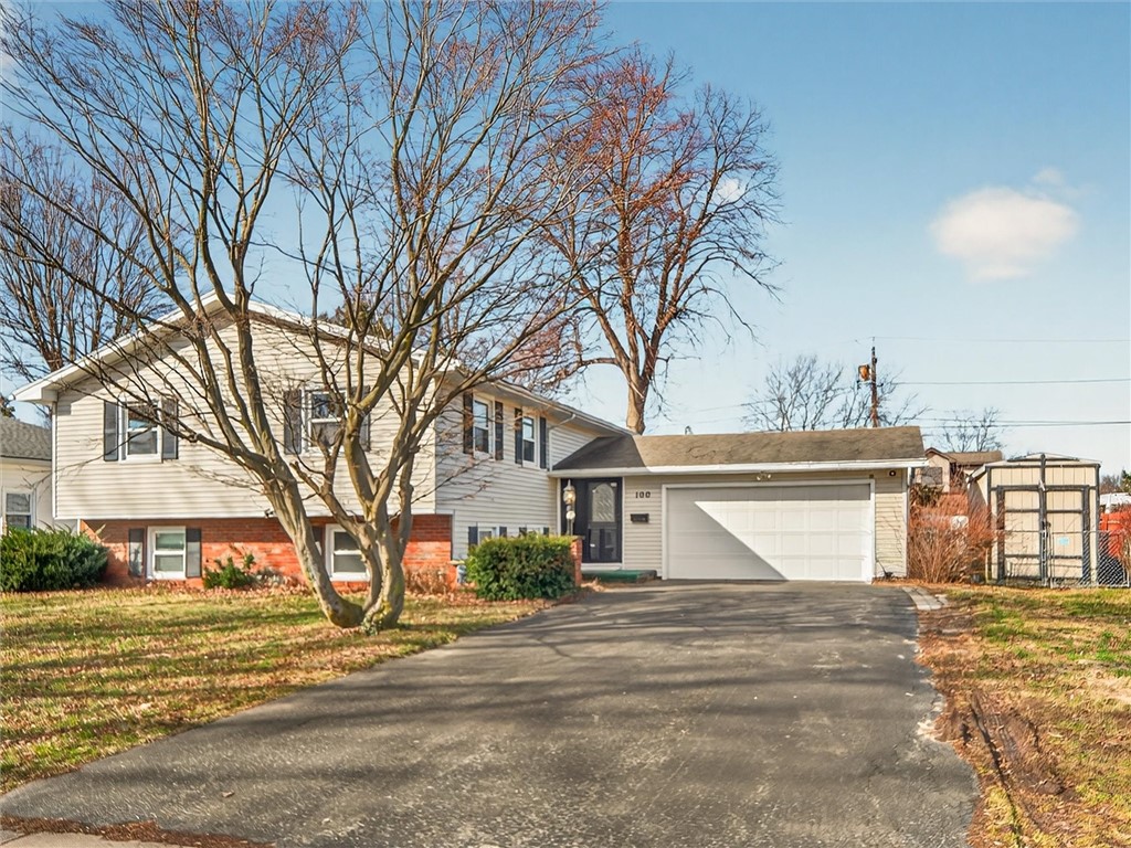 100 Edgebrook Lane Irondequoit, NY 14617 - Photo 1 of 1 Welcome to 100 Edgebrook Ln. Spacious vinyl sided