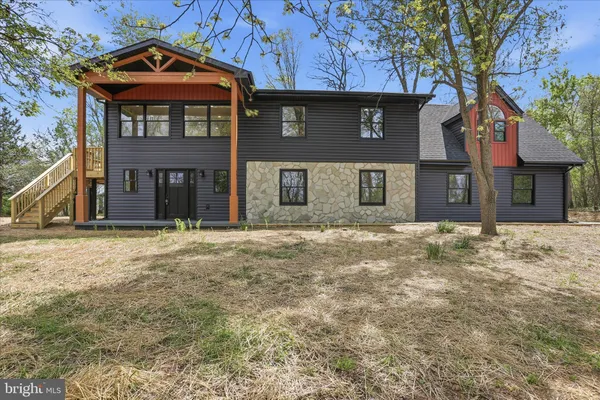 $695,000 | 603 Persimmon Lane, Shepherdstown, WV 25443