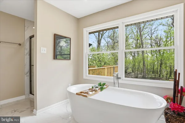 $695,000 | 603 Persimmon Lane, Shepherdstown, WV 25443
