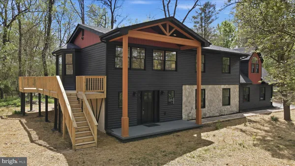$695,000 | 603 Persimmon Lane, Shepherdstown, WV 25443
