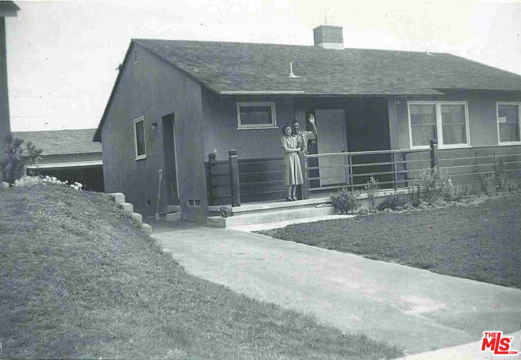 900 Delaware Road Burbank, CA 91504 - Photo 2 of 27 Gallery Image 2