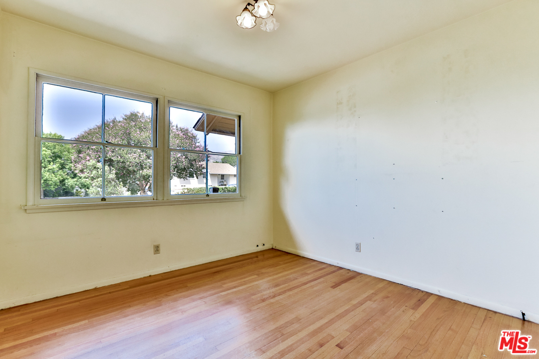 900 Delaware Road Burbank, CA 91504 - Photo 18 of 27 Gallery Image 18