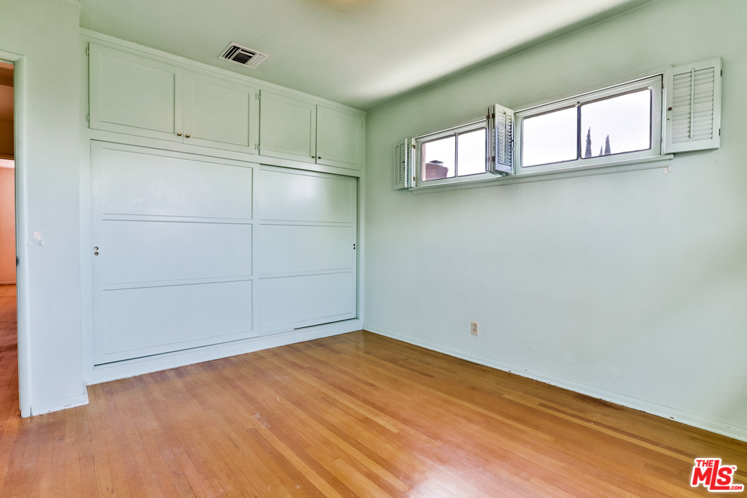 900 Delaware Road Burbank, CA 91504 - Photo 21 of 27 Gallery Image 21