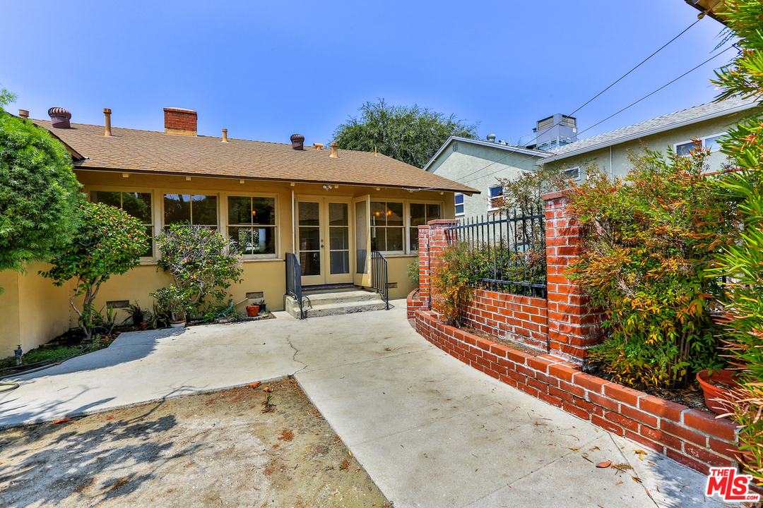 900 Delaware Road Burbank, CA 91504 - Photo 27 of 27 Gallery Image 27