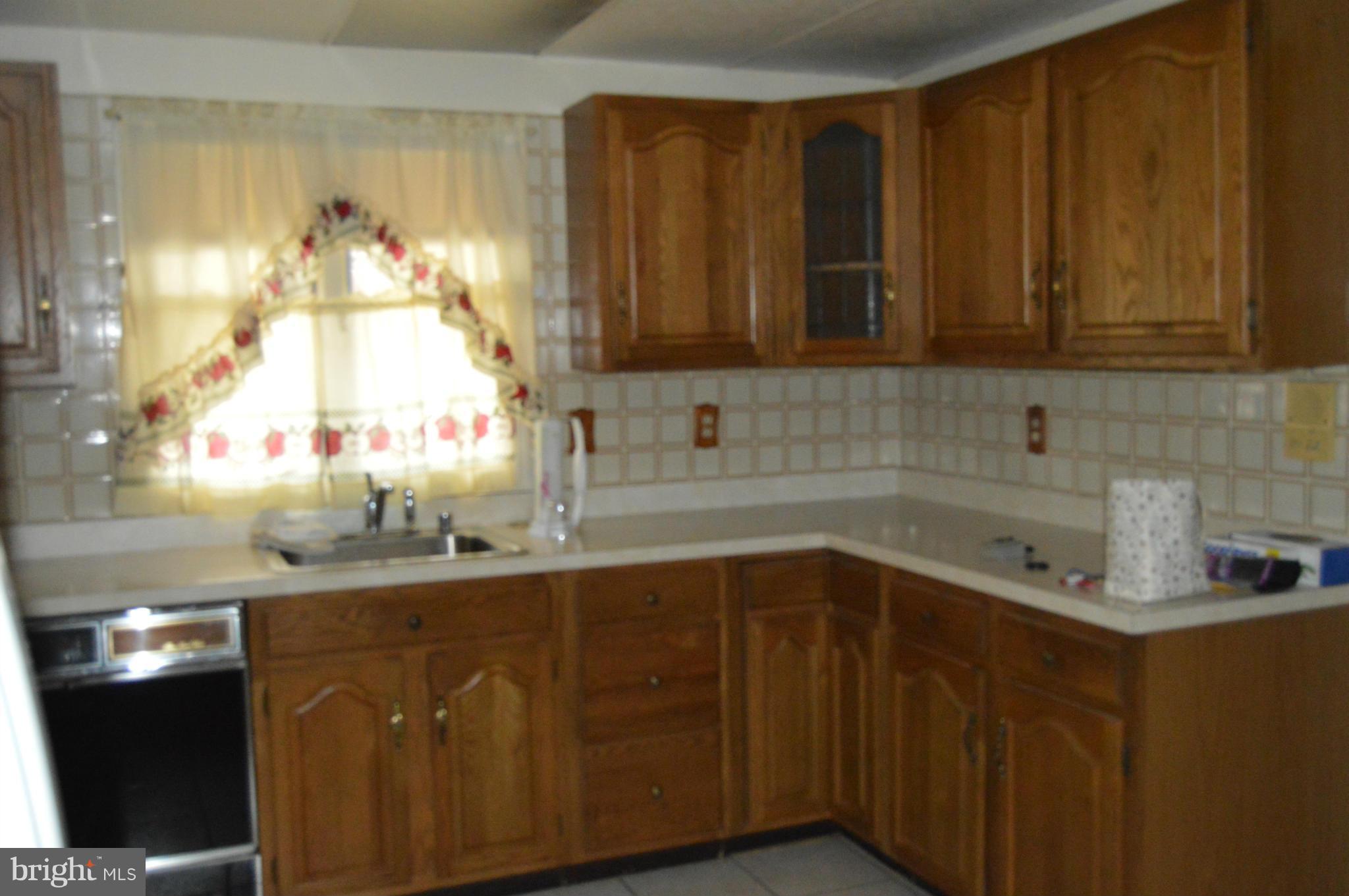 7464 Race Road Hanover, MD 21076 - Photo 15 of 27 Kitchen 2