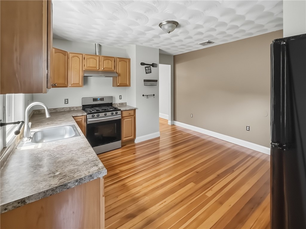 358 Weeden Street, Unit 3 Pawtucket, RI 02860 - Photo 17 of 23