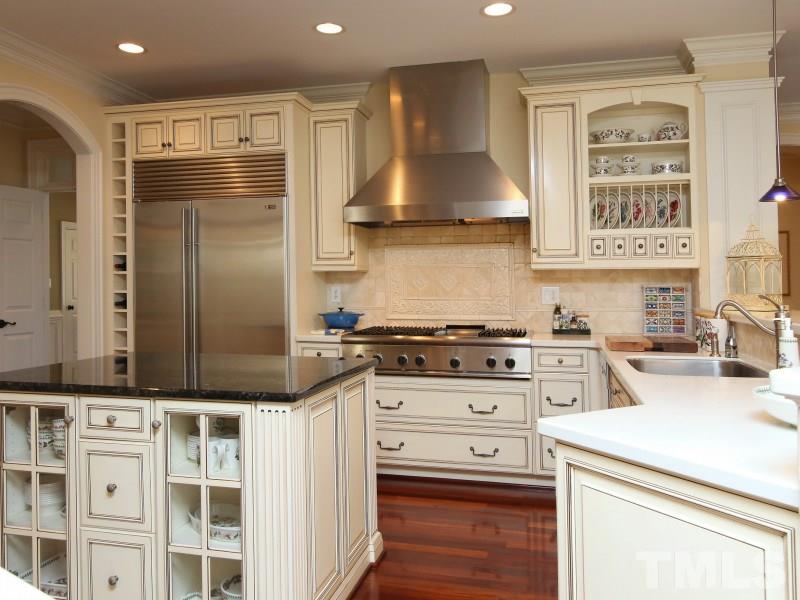 5325 Deergrass Court Raleigh, NC 27613 - Photo 9 of 25 Gallery Image 9