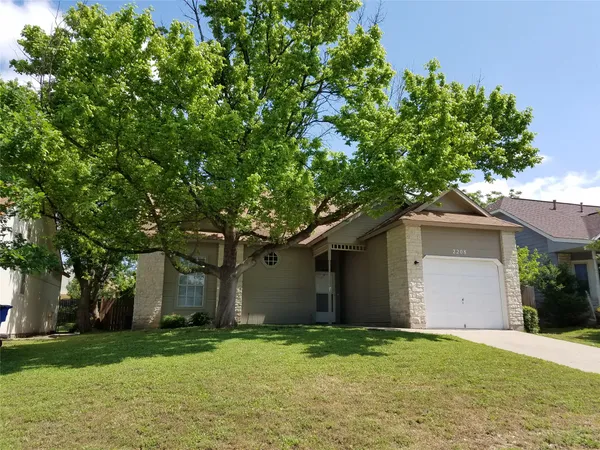 $1,995 | 2208 Quiet Wood Drive, Austin, TX 78728