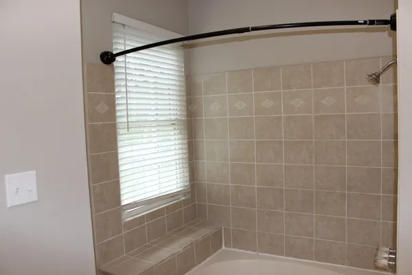 $1,995 | 2208 Quiet Wood Drive, Austin, TX 78728