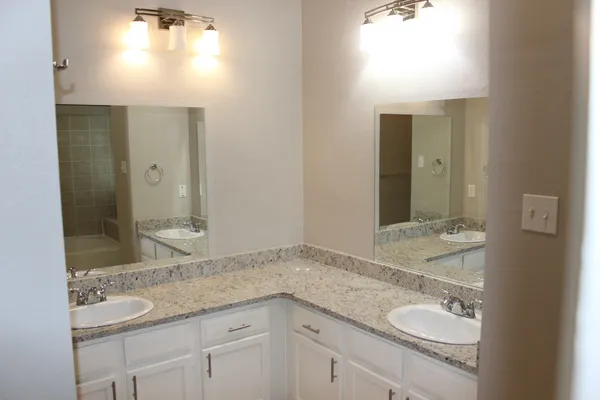 $1,995 | 2208 Quiet Wood Drive, Austin, TX 78728