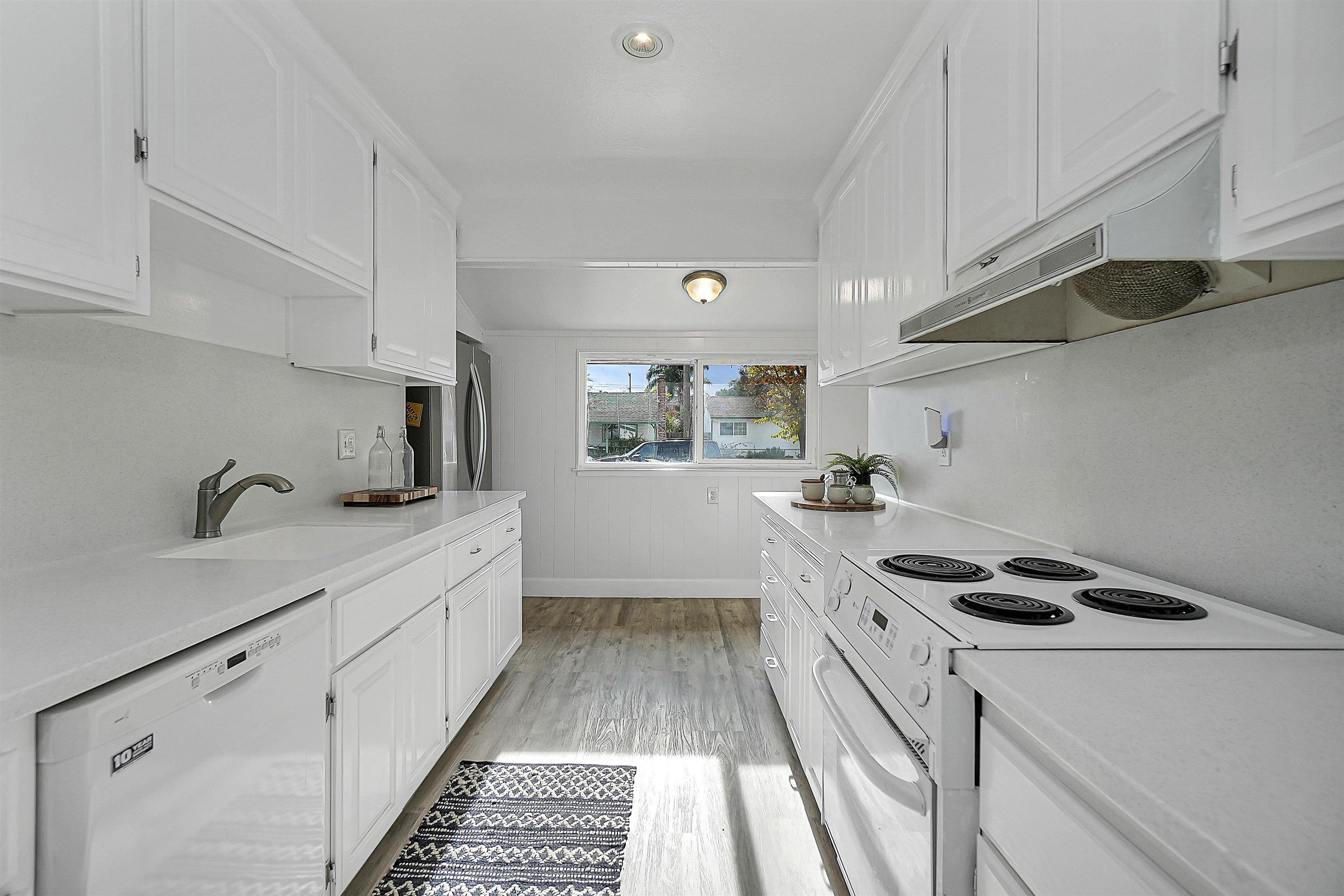 23735 Nevada Road Hayward, CA 94541 - Photo 12 of 38