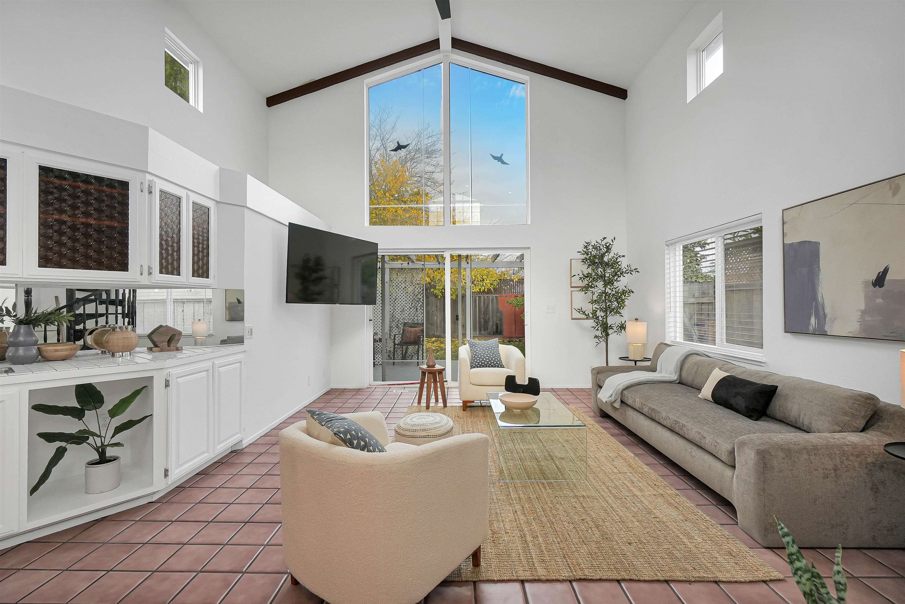 23735 Nevada Road Hayward, CA 94541 - Photo 16 of 38