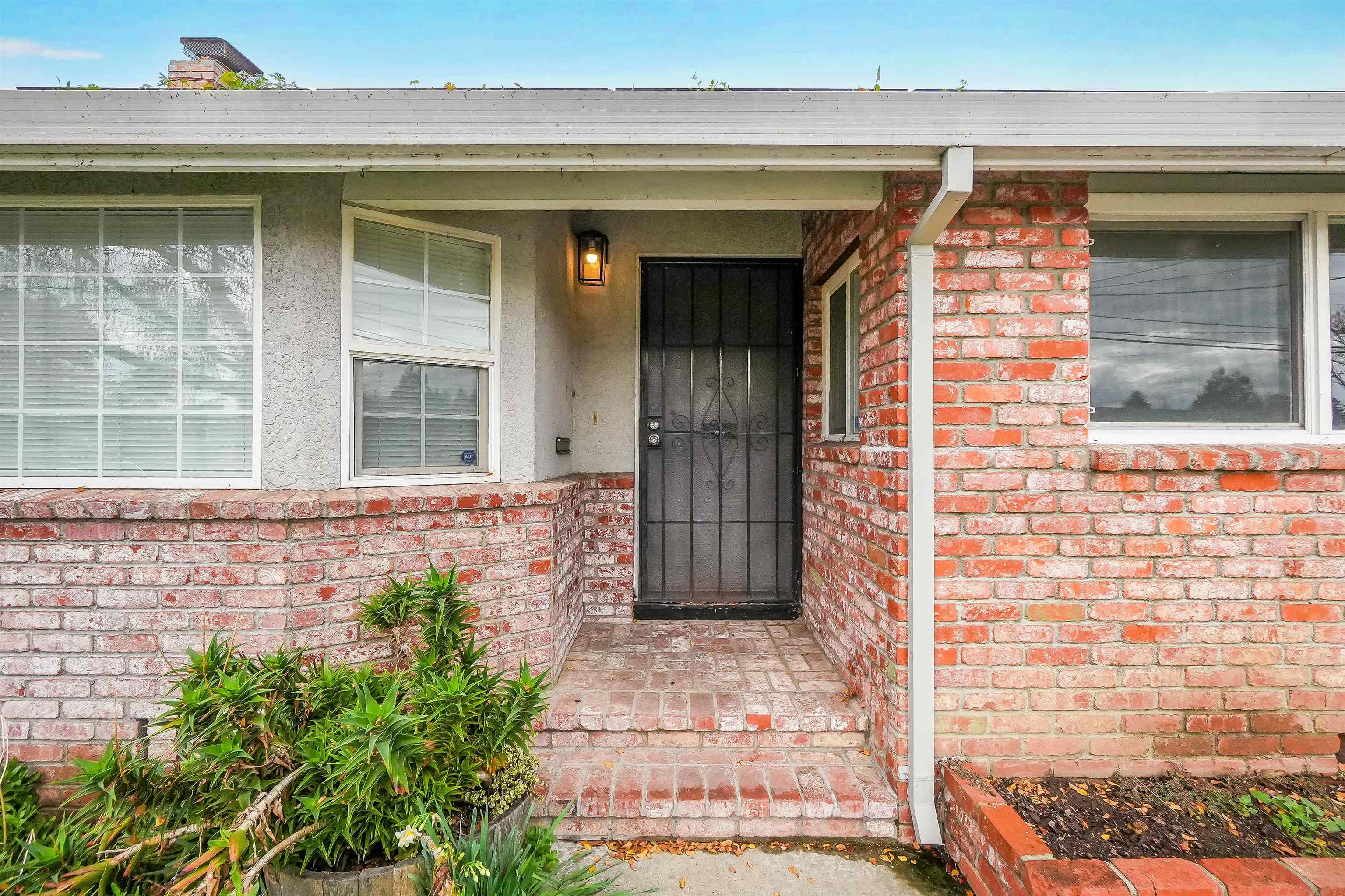 23735 Nevada Road Hayward, CA 94541 - Photo 5 of 38