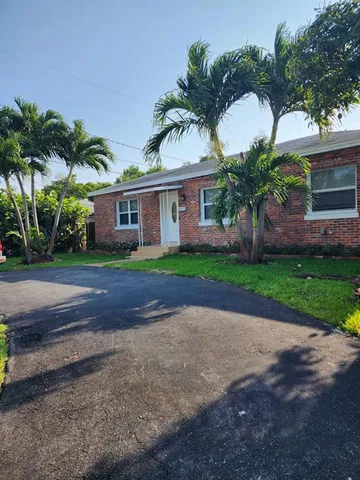 $3,850 | 2005 Mercer Avenue, West Palm Beach, FL 33401
