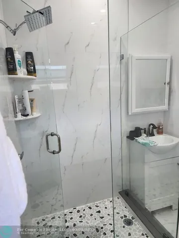 $3,850 | 2005 Mercer Avenue, West Palm Beach, FL 33401