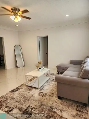 $3,850 | 2005 Mercer Avenue, West Palm Beach, FL 33401