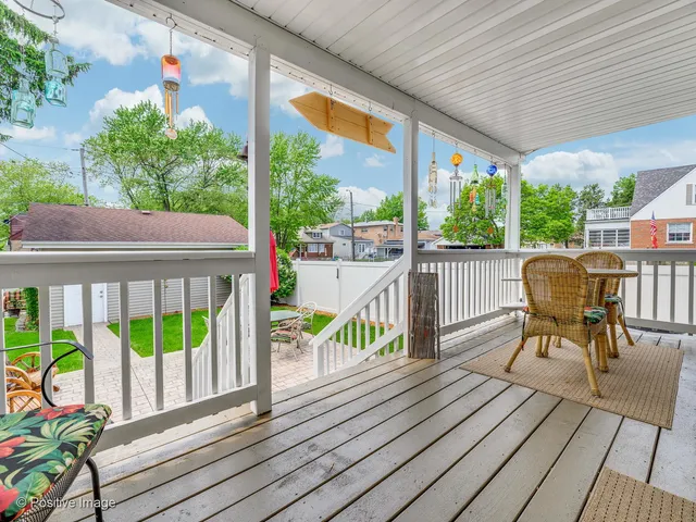 $555,000 | 2158 North 74th Avenue, Elmwood Park, IL 60707