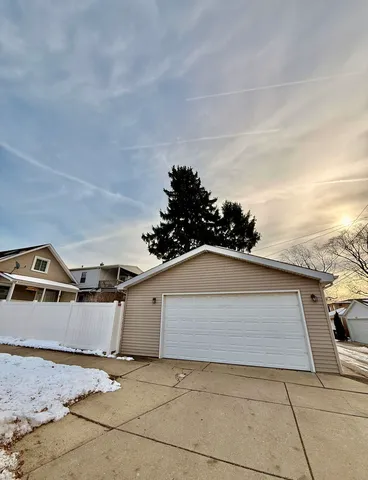 $555,000 | 2158 North 74th Avenue, Elmwood Park, IL 60707